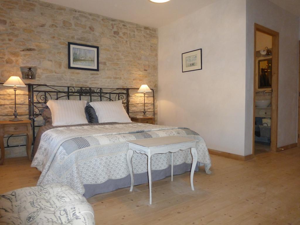 Chambres D'Hotes Bered Vuillemin Baume-les-Dames Room photo