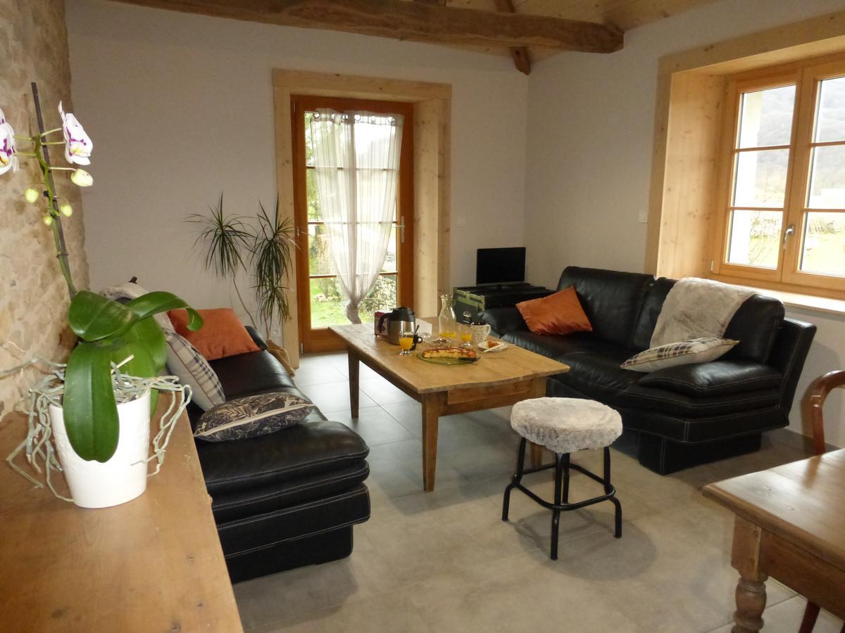 Chambres D'Hotes Bered Vuillemin Baume-les-Dames Exterior photo